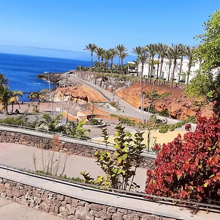Апартаменты Blue Bay Paradise - Front With Sea View